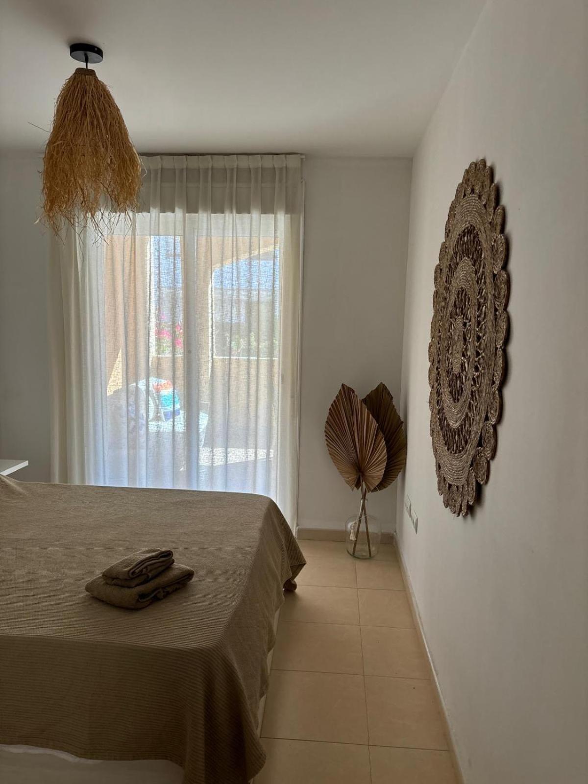 شقة Bajo Con Jardin A Pie De Playa Y Piscina Comunitaria Con Jacuzzi Playas de Vera المظهر الخارجي الصورة